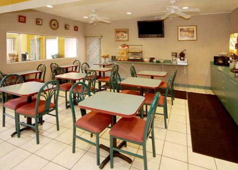 Studio 6 Pensacola, Fl - West I-10 Ferry Pass Restaurant foto